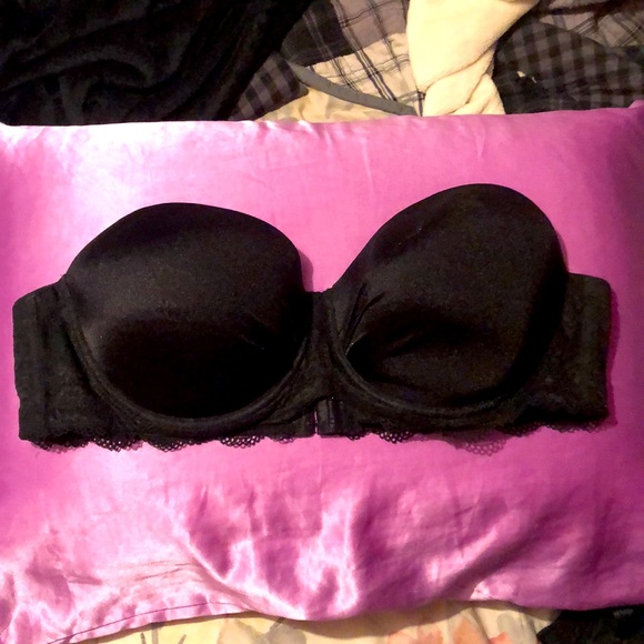 42D Black Strapless Bra - Picture 1 of 4